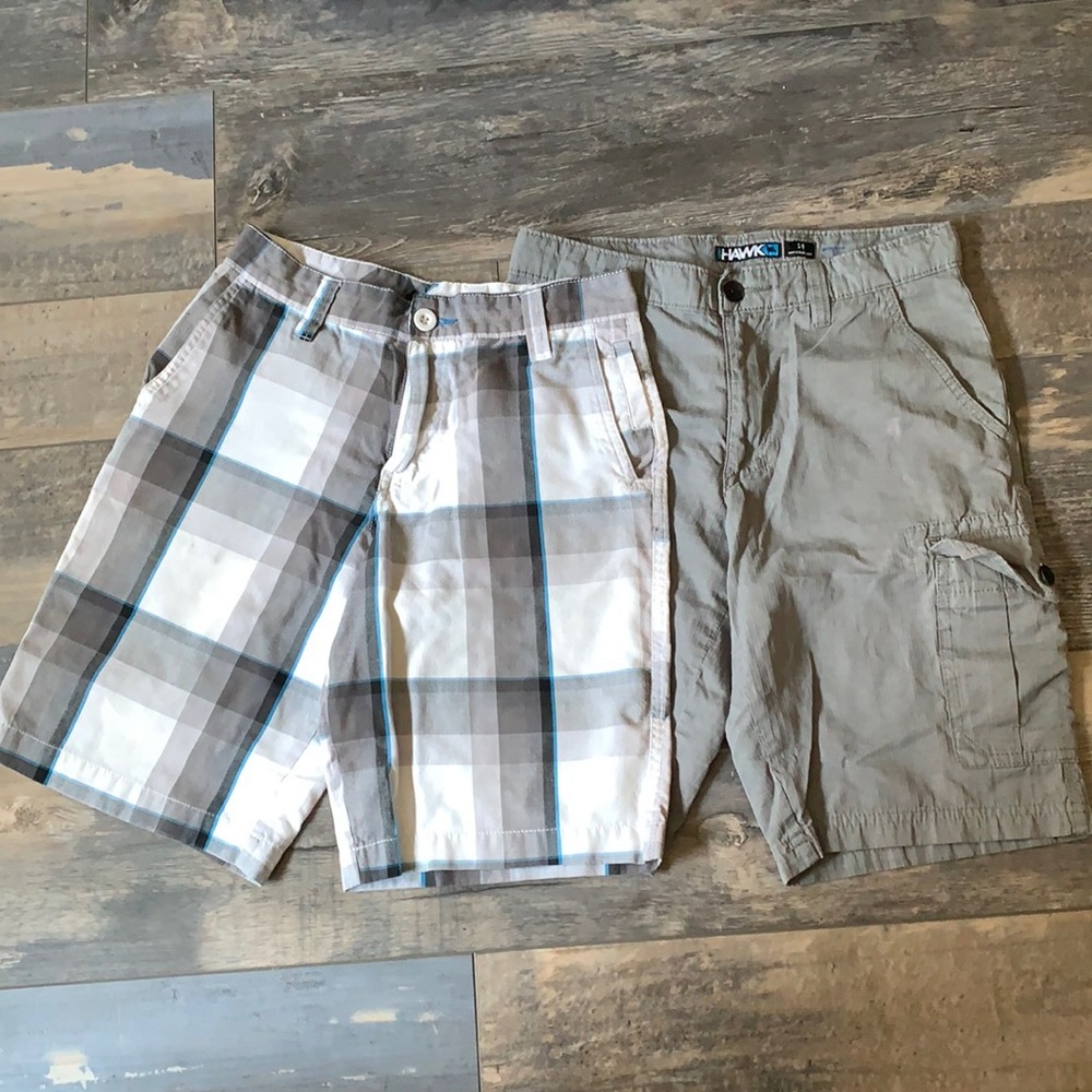 (14) Bundle of 2 Boys Shorts Plaid & Gray